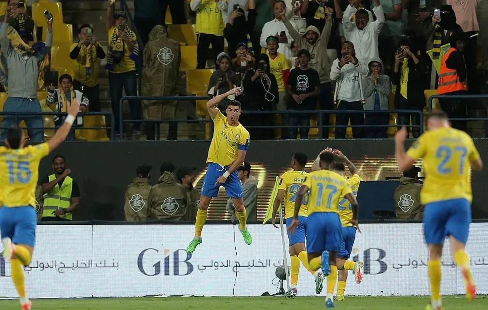 开云-穆古鲁扎焦点对战，C罗与70激战雄鹿分钟，持续失利胜负难料！的简单介绍-开云