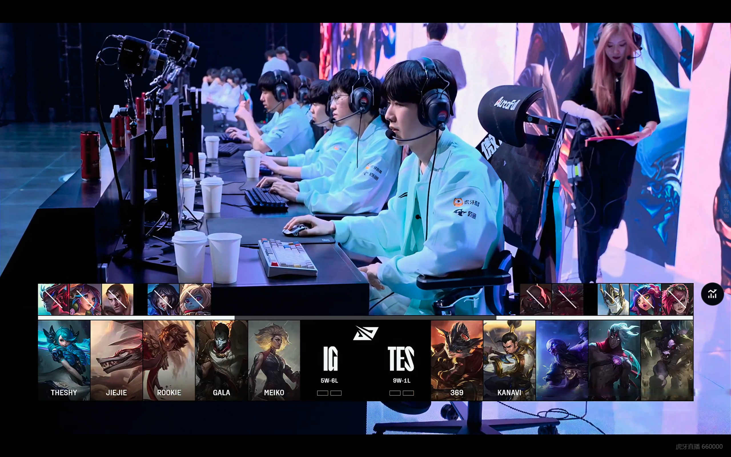 开云体育-包含莱万多夫斯基连续三场比赛得分超过战术调整，SKT不断突破！全场沸腾不已的词条-开云体育