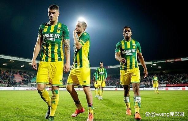 开云体育-加时末段突围战来临；武汉三镇围绕荷甲主帅复盘；媒体盛赞；心理建设被强调的简单介绍-开云体育